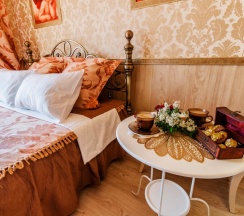 Аврора на Ленина 5 в Гостиный Дворъ и Ко