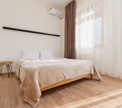 Семейные апартаменты 45 в Панорама парк