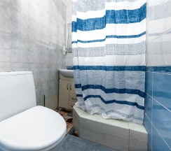 Четырехместный Стандартный номер с Балконом в гостевом доме SV на 3 этаже в Милка