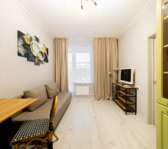 352 Е 15 эт Панорамная евродвушка с балконом в Nv Hotel