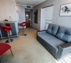 Luxe в Don-Plaza