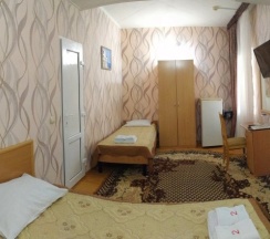 Трёхместный номер Standard в Галина