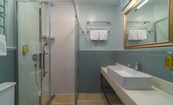 Полулюкс Бизнес в Xander