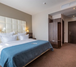 СЕМЕЙНЫЙ НОМЕР в Томь River Plaza