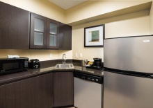 Люкс с 2 комнатами в DoubleTree Suites by Hilton Austin Downtown Capitol