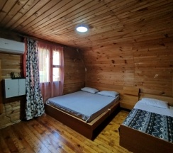 Дом с баней и мангальной зоной в Леон