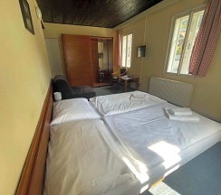 Трёхместный номер Standard в Lomnice Hotel & Restaurant