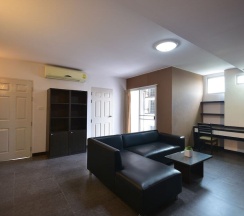 Номер Premier в LOFT Salaya