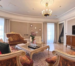Люкс "А.С. Грибоедов" с видом на Невский проспект в Taleon Imperial Hotel
