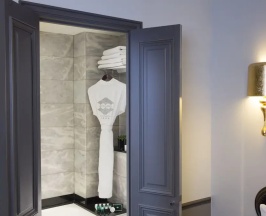 Одноместный номер Comfort двуспальная кровать в Hotel Lumen Paris Louvre