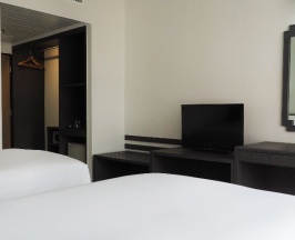 Двухместный номер Deluxe Plus 2 отдельные кровати в Pinnacle Lumpinee Park Hotel