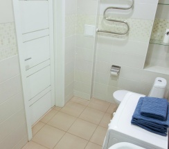 Апартаменты улучшенные Фрунзе,49 16 этаж в AntoninaApartments (АнтонинаАпартментс) на улице Крылова