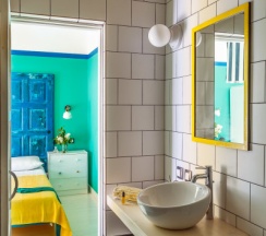 Зеленый двухкомнатный в Blaga house design dacha