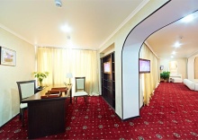 3-комнатные апартаменты студия с 1 двуспальной кроватью в Брянск