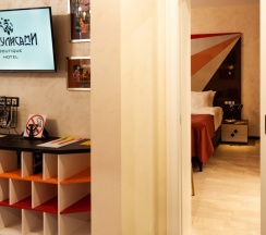 Семейный в За Кулисами