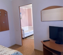 Suite DBL , гостиная +2 спальни в Дом иностранных специалистов