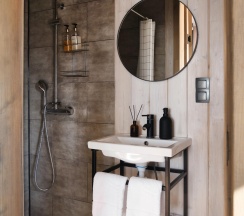 Коттедж эконом Лагом в Хютте