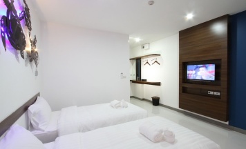 Двухместный номер Standard с балконом 2 отдельные кровати в Anna-Nava Pakkret Hotel