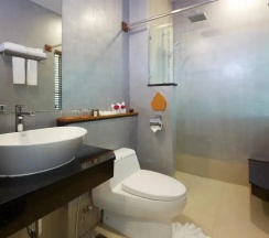 Двухместный номер Crystal с видом на город двуспальная кровать в The AGATE Pattaya Boutique Resort