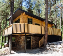 Коттедж с красивым видом из окна в Glamping_07