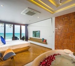Вилла рядом с пляжем в White Sand Samui Resort