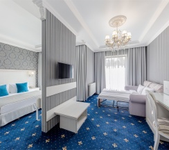 Джуниор сюит с балконом в Лермонт