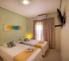 Двухместный люкс двуспальная кровать в Brazilodge All Suites Hostel