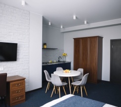 Двухместная студия двуспальная кровать в Автостоп