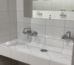 Кровать в общем номере в Rodnik village&SPA