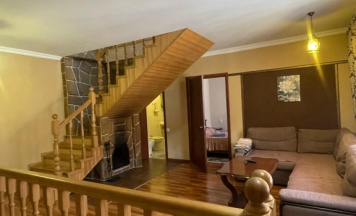 Двухместный коттедж двуспальная кровать в Уютный домик