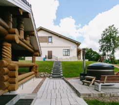 Finskiy в Chernika House