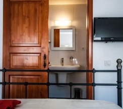 Двухместный номер Standard двуспальная кровать в Aika Hotel Alaybey