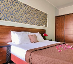 Двухместный Комфорт с балконом в Уральские самоцветы