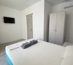 Комната комфорт с 1 двуспальной кроватью в Villa Mariya