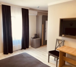 Семейный  двухкомнатный номер в Алёлин лес