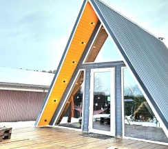 Коттедж А-Frame в Побег из квартиры