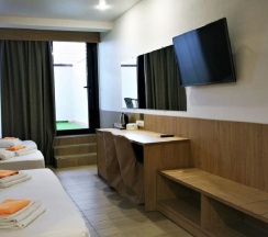 4-местный номер полулюкс с патио в Браво