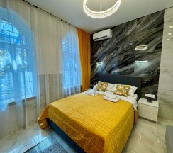 2-комнатные апартаменты улучшенные в Sun City Apartment (Сан Сити Апартмент) на улице Кубанская