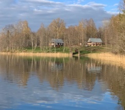 Изба на опушке в Хутора на озере Алё