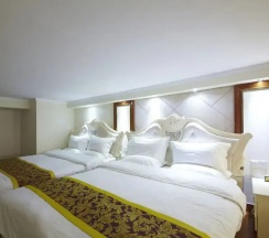 Люкс Luxury с 3 комнатами в Louidon Mega Duplex Apartment - Beijing Rd