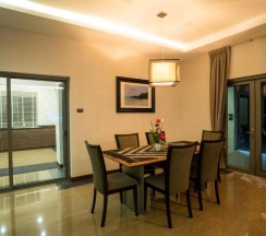 Вилла Deluxe с 5 комнатами в Villa Navin Resort