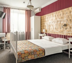 Комфорт с большой кроватью в Дом ученых