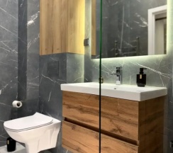 Двухместные апартаменты Superior с балконом (двуспальная кровать) в Квартира Бизнес Класса Комфортная и Удобная от ДимДом
