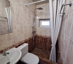 "КЛАССИК 4" Стандартный двухместный номер с раздельными односпальными кроватями и диваном на 1 этаже в Цитрус