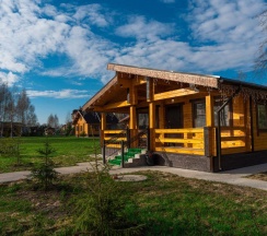 Шале улучшенное с 2 односпальными и 2 двуспальными кроватями в Ателика Гранд Ольгино