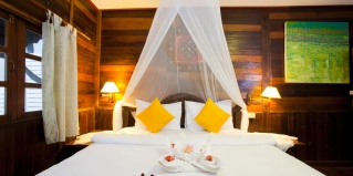 Карон: Курортный отель Niranapa Boutique Resort