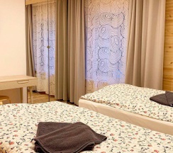 Шале Premium с 2 комнатами с красивым видом из окна в Аврора Country House