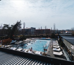 Номер комфорт с видом на море/бассейн в Greenwich-рark