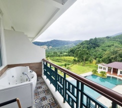 Люкс Nai Muang в Katathong Golf Resort & Spa