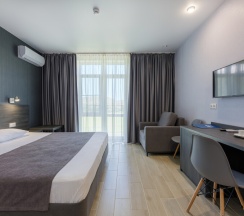 Трехместный с креслом видовой в Costa Del Mar